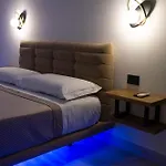 Bed and breakfast Sky Touch 4*